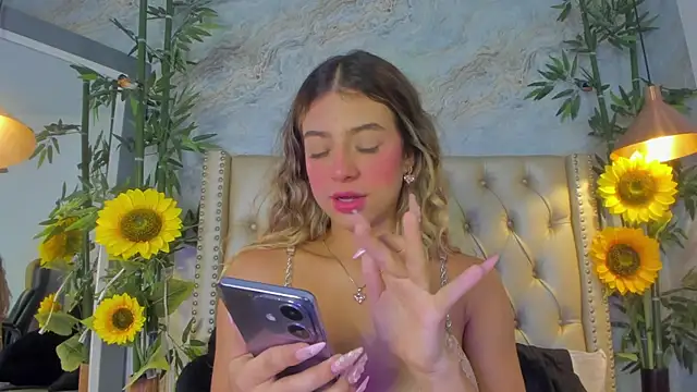 LittleeJaz online show from 11/14/25, 11:31