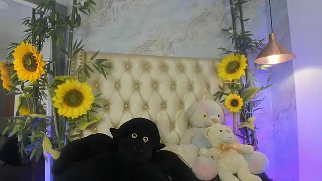 LittleeJaz online show from 06/14/26, 03:41