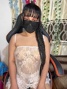 Snapshot of Ariana__Marie chatting on 11/16/25, 04:23 Ariana Marie online show from 11/16/25, 04:23