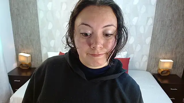 Snapshot of elamurray chatting on 11/13/25, 11:20 elamurray online show from 11/13/25, 11:20