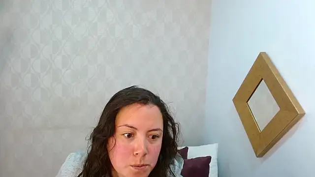 Snapshot of elamurray chatting on 11/24/25, 07:57 elamurray online show from 11/24/25, 07:57