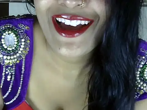 hotee bhabi online show from 12/14/25, 11:04