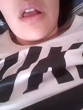 Michellematto online show from 09/10/25, 02:06