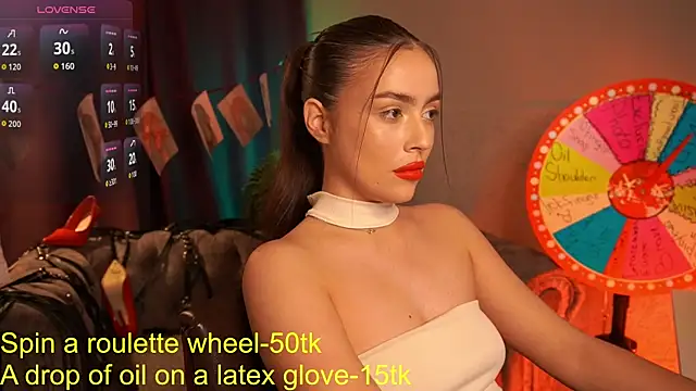 EmiliyaRoude online show from 09/21/25, 12:29