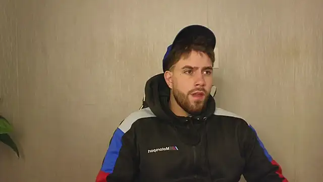 Snapshot of Ades_Lowe chatting on 11/04/25, 12:04 Ades Lowe online show from 11/04/25, 12:04