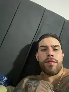 Snapshot of Ades_Lowe chatting on 11/08/25, 05:51 Ades Lowe online show from 11/08/25, 05:51