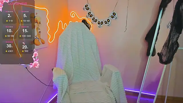 Snapshot of ShalinaMontana chatting on 11/02/25, 03:36 ShalinaMontana online show from 11/02/25, 03:36