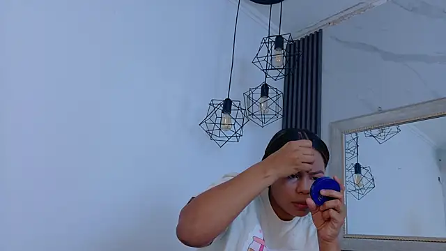 keyla mejia online show from 06/14/26, 12:07