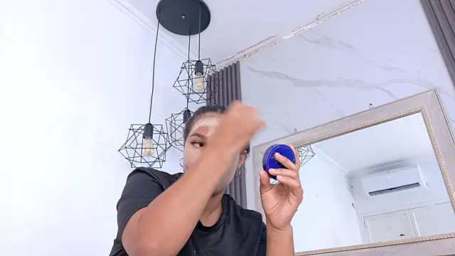 keyla mejia online show from 06/28/26, 12:00