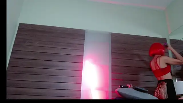 Karol Yessenia online show from 09/18/25, 01:57