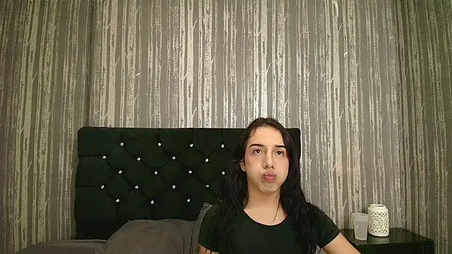 Alicee Moonn online show from 06/23/26, 07:34