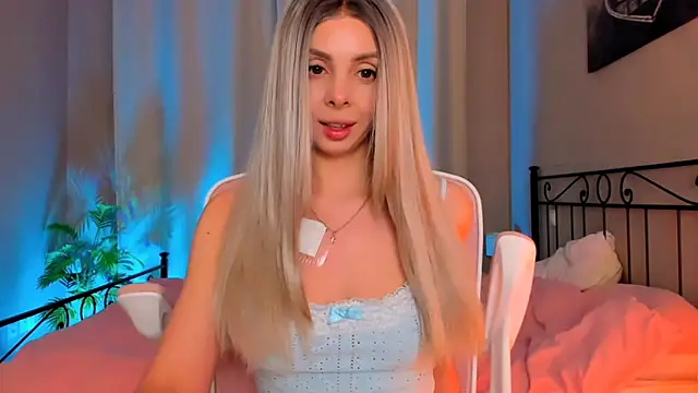 Snapshot of VelvetEliza chatting on 11/28/25, 09:17 VelvetEliza online show from 11/28/25, 09:17