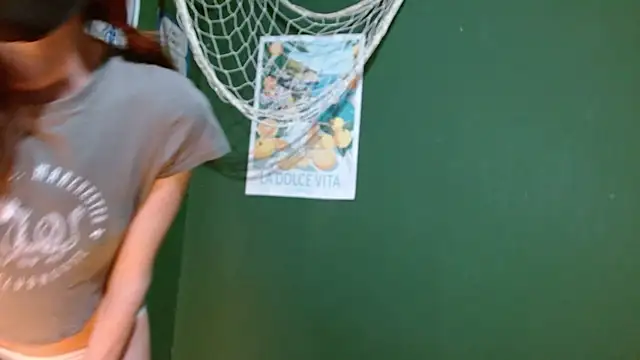 Snapshot of Roxiehood chatting on 09/25/25, 01:53 Roxiehood online show from 09/25/25, 01:53