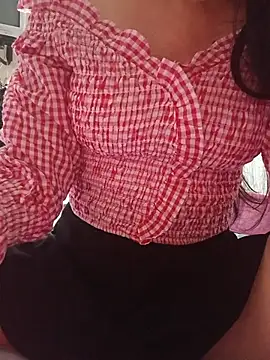 Hottiesophie online show from 06/11/26, 04:27
