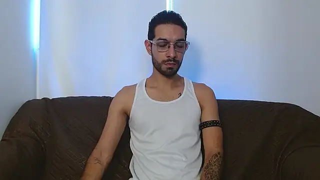 ReyPablo1 online show from 10/29/25, 10:22