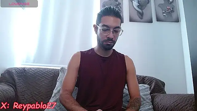 Snapshot of ReyPablo1 chatting on 01/11/26, 03:50 ReyPablo1 online show from 01/11/26, 03:50