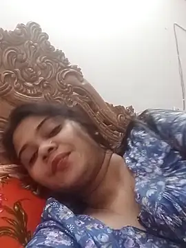 Farihasultanaxh online show from 09/17/25, 08:21