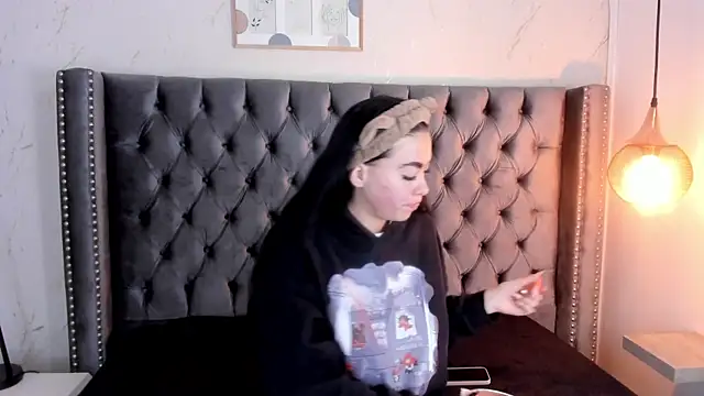 Anya Belth online show from 06/21/26, 12:41