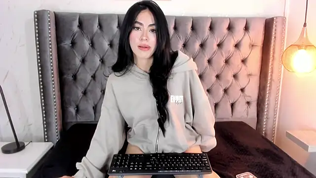Anya Belth online show from 07/23/26, 07:23