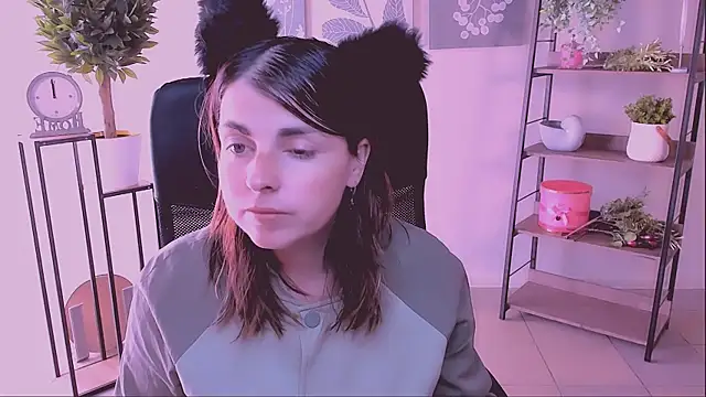 Snapshot of MartaEdams chatting on 09/23/25, 06:05 MartaEdams online show from 09/23/25, 06:05