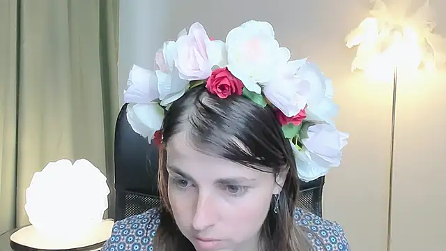 Snapshot of MartaEdams chatting on 10/01/25, 07:14 MartaEdams online show from 10/01/25, 07:14