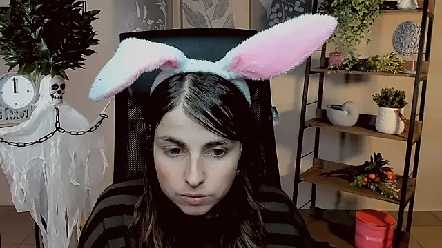 Snapshot of MartaEdams chatting on 10/30/25, 06:15 MartaEdams online show from 10/30/25, 06:15