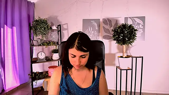 MartaEdams online show from 06/11/26, 05:05