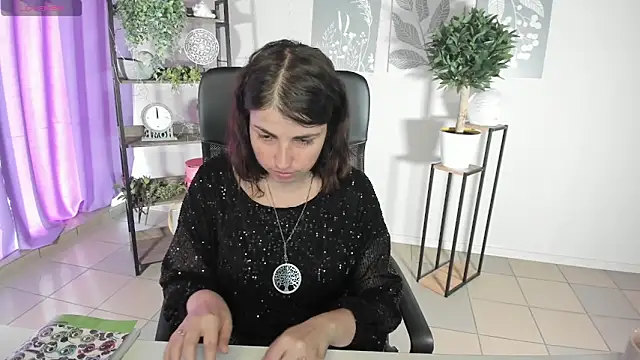 MartaEdams online show from 06/15/26, 05:09