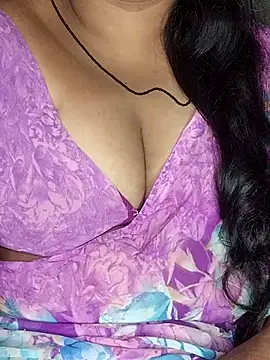 Snapshot of Mia-Telugu chatting on 12/03/25, 10:24 Mia-Telugu online show from 12/03/25, 10:24