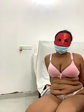 Snapshot of venom-172 chatting on 10/10/25, 06:07 venom-172 online show from 10/10/25, 06:07