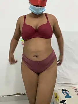 Snapshot of venom-172 chatting on 10/17/25, 05:26 venom-172 online show from 10/17/25, 05:26