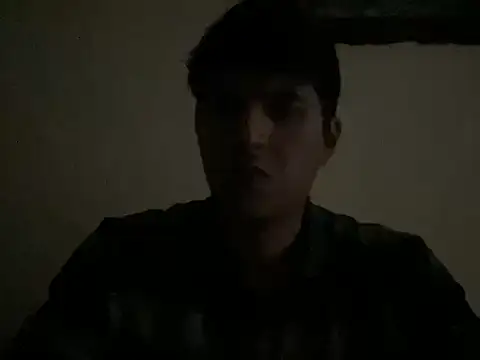 Snapshot of juicysmalls chatting on 12/19/25, 06:31 juicysmalls online show from 12/19/25, 06:31