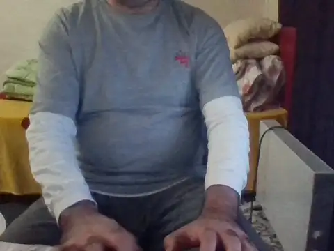 st206boy online show from 10/01/25, 12:05