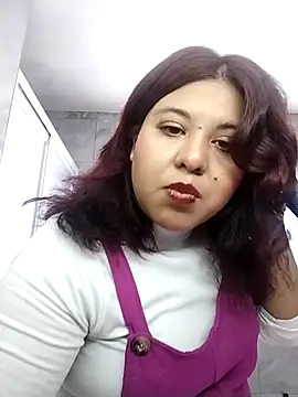 Snapshot of Atenea69 chatting on 01/06/26, 08:12 Atenea69 online show from 01/06/26, 08:12