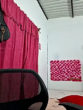 channell0 online show from 10/07/25, 05:48