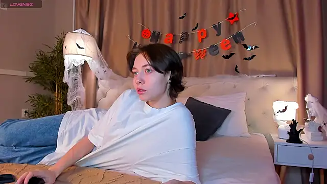 Skelerata online show from 10/29/25, 01:19