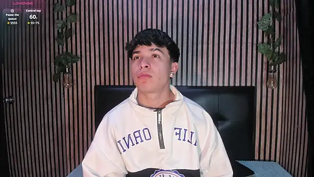 Felipe boy1 online show from 09/10/25, 04:01