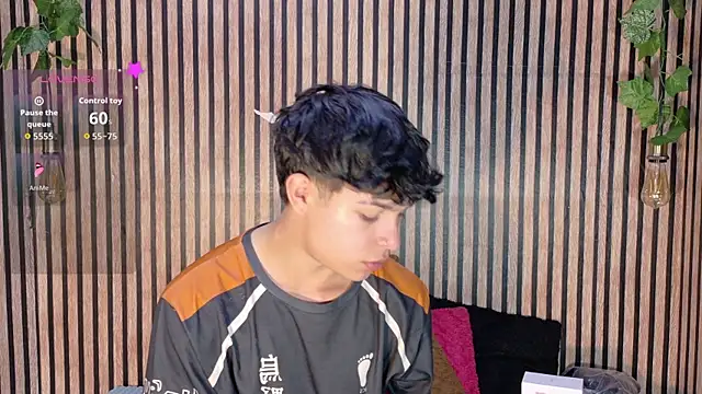 Felipe boy1 online show from 10/11/25, 03:39