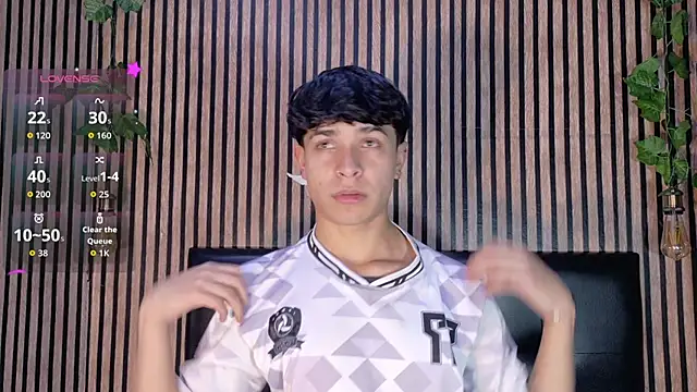 Felipe boy1 online show from 10/29/25, 03:42