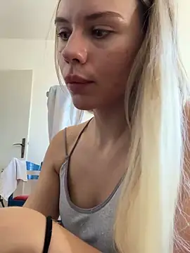 SexyMommyKate online show from 09/21/25, 12:51