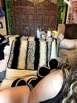 xoxLILxMELOxox online show from 10/05/25, 03:10