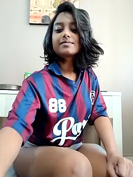 littlemissdevil69 online show from 10/21/25, 08:15