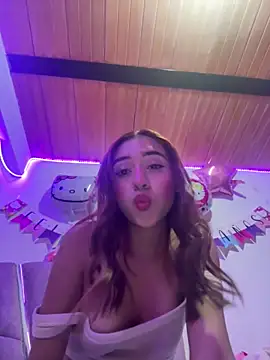 Snapshot of karol_cb chatting on 10/07/25, 07:33 karol cb online show from 10/07/25, 07:33