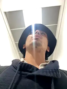 Snapshot of Jacobs0 chatting on 10/27/25, 11:52 Jacobs0 online show from 10/27/25, 11:52