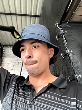 Snapshot of Jacobs0 chatting on 11/01/25, 03:03 Jacobs0 online show from 11/01/25, 03:03