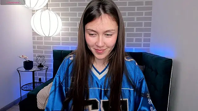 Tina Porter online show from 11/08/25, 01:50