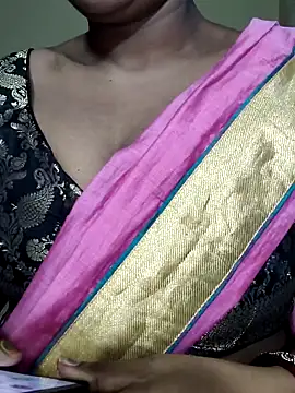 Hotty Sonali online show from 09/13/25, 09:09