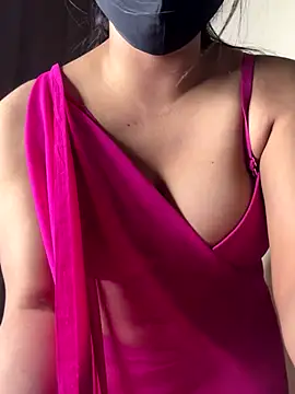 Snapshot of Cute-Sakhi chatting on 11/13/25, 06:29 Cute-Sakhi online show from 11/13/25, 06:29