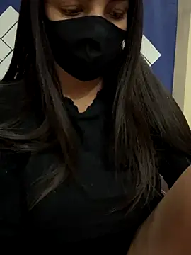 Snapshot of Cute-Sakhi chatting on 11/28/25, 05:21 Cute-Sakhi online show from 11/28/25, 05:21