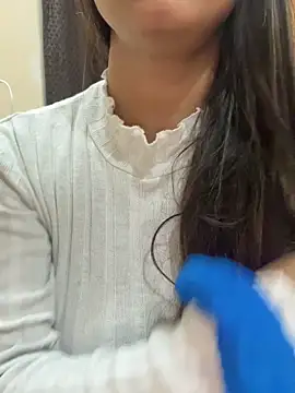 Snapshot of Cute-Sakhi chatting on 12/16/25, 01:05 Cute-Sakhi online show from 12/16/25, 01:05